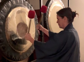 Bain de Gongs